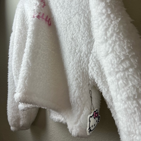 NWT Embroidered Hello Kitty Hoodie TOP ONLY - Picture 9 of 12